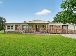 7757 Berry Rd, Burleson, TX 76028