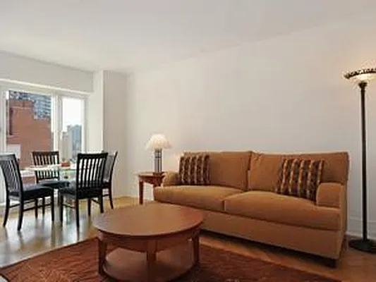 Rented by Living New York | media 15