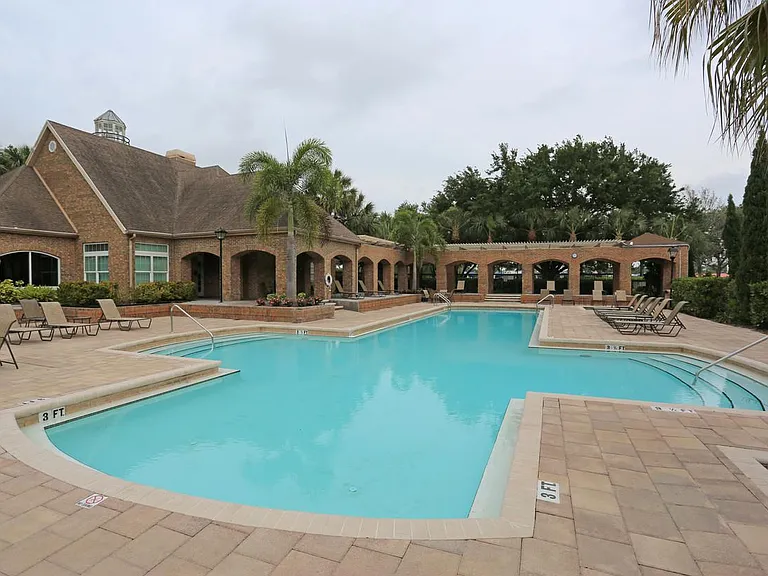 10200 Gandy Blvd N #911 — Photo 15