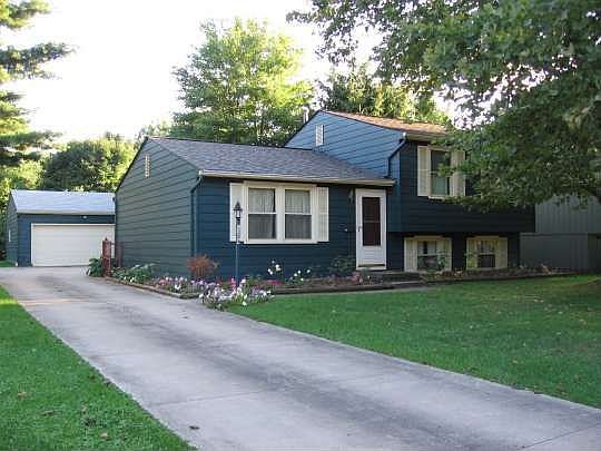 1st image of 1306 Carol Dr