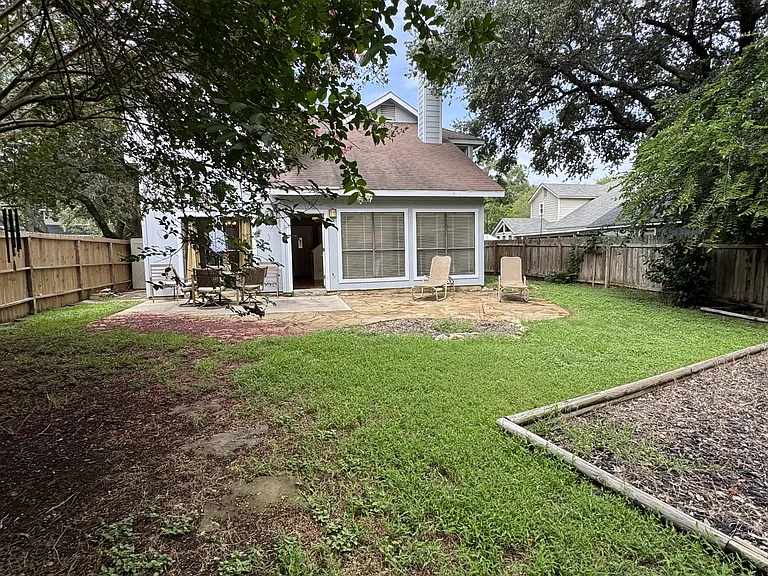 13815 Stone Holw — Photo 30