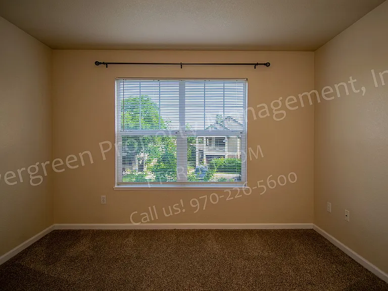 5225 White Willow Dr #M200 — Photo 25