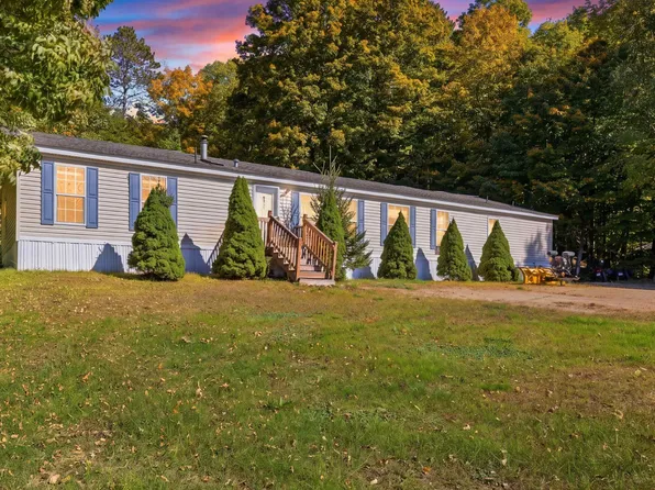 811 Eastside Road, Woodstock, NH 03262
