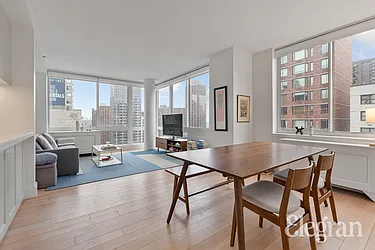 Rented by (Legacy) Elegran