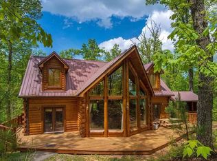 2142 Red Bud Rd, Sevierville, TN 37876