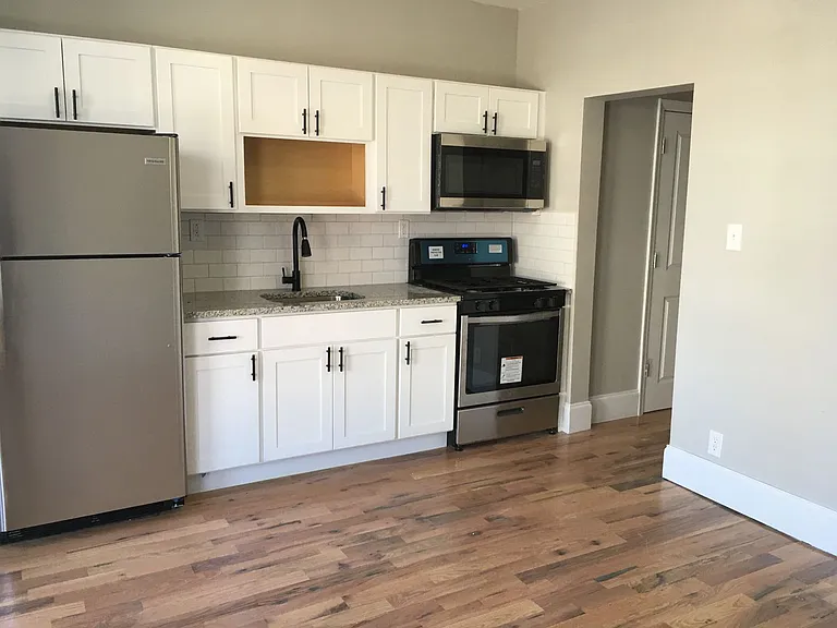 5222 W Girard Ave. — Photo 6