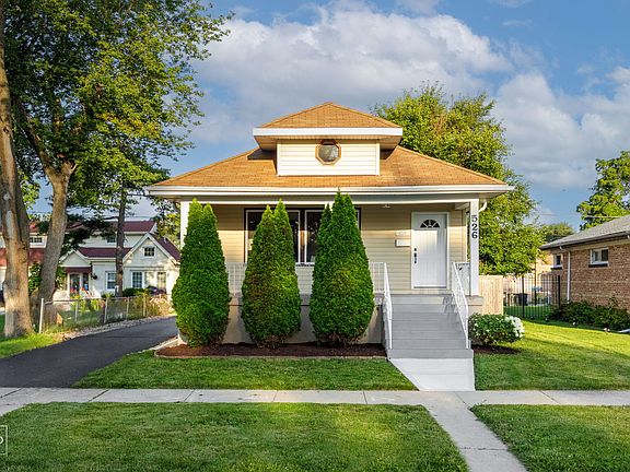 2nd image of 526 Linden Ave
