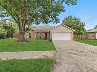 3118 Hillcrest Dr, Rowlett, TX 75088