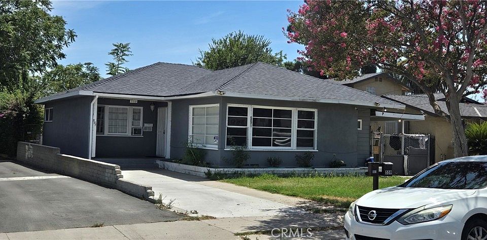 1st image of 559 W 25th St