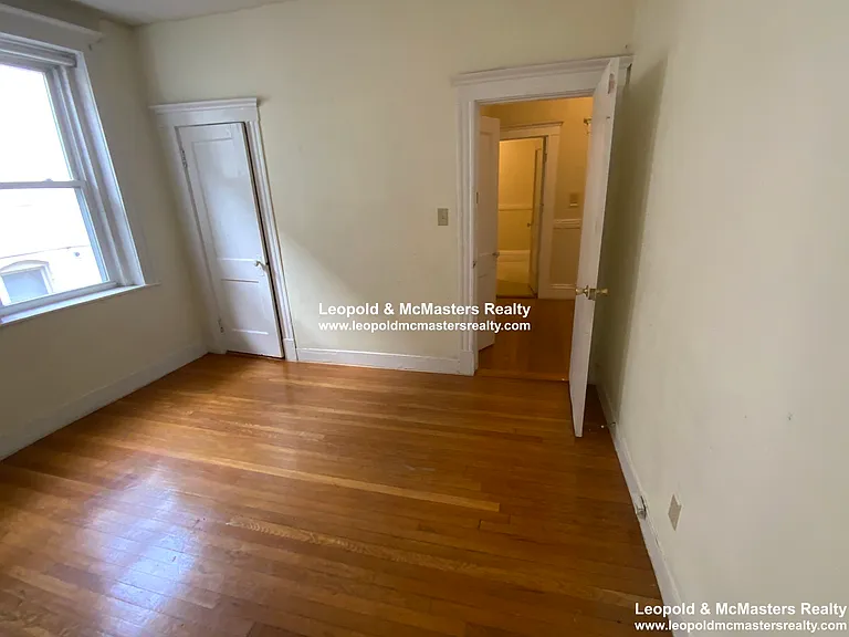 Kelton Street Apartments — Photo 58