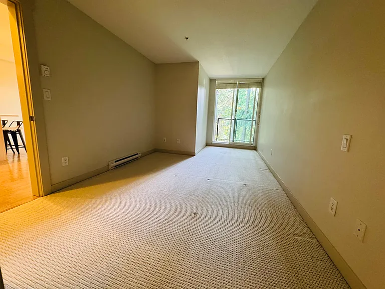 2214 Kelly Ave #308 — Photo 7