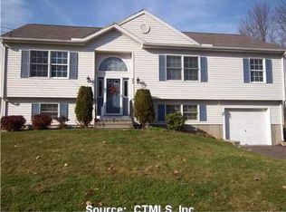 25 Jefferson St, Manchester, CT 06042