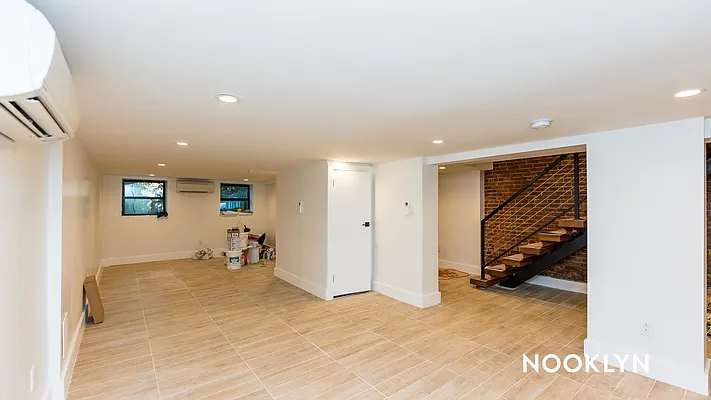 Rented by Nooklyn NYC LLC | media 26