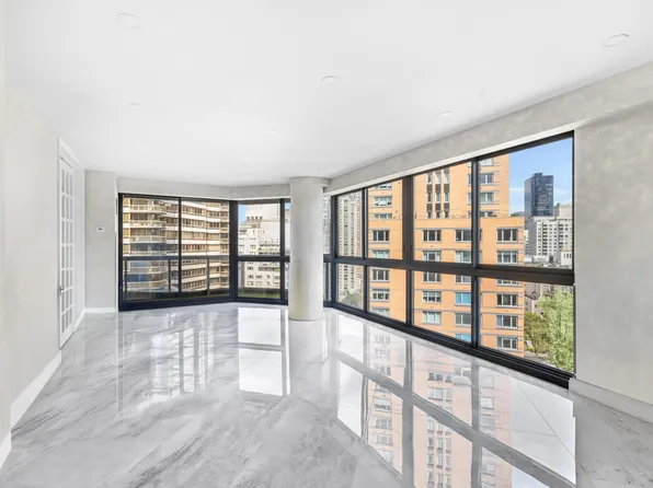 200 East 61st Street image 24 of 27