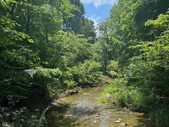 5th image of 7303 W Division Rd