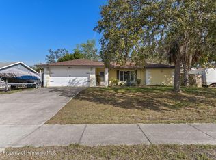 6101 County Line Rd, Spring Hill, FL 34606