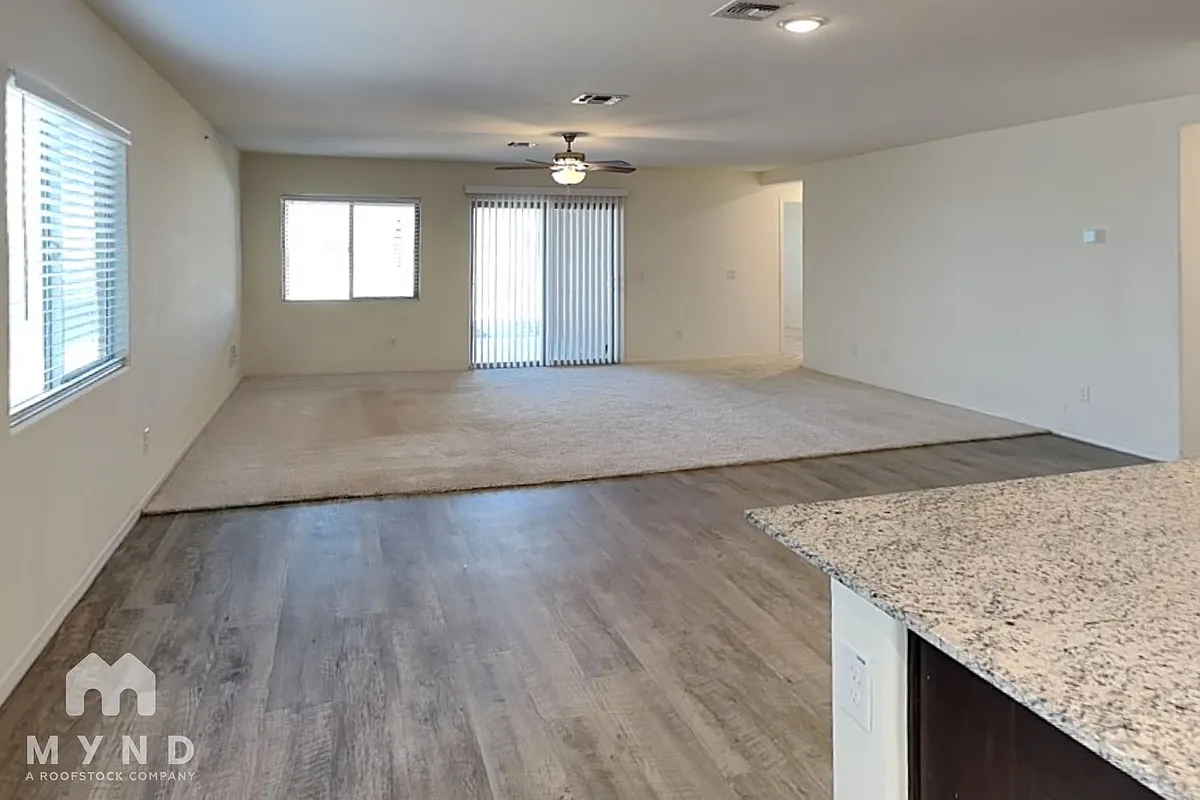 Building Photo - 2491 N Agave Ln