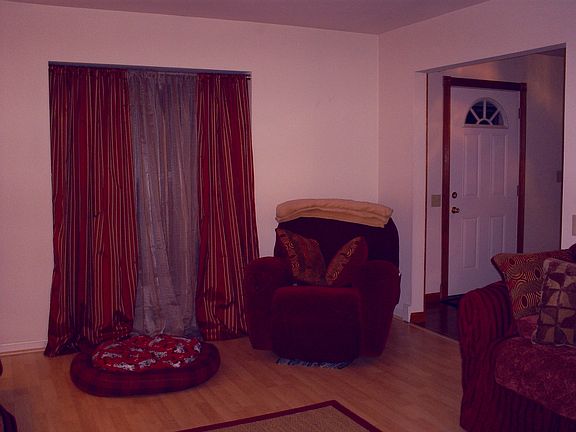 2nd image of 2240 Wakefield Cir