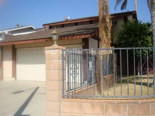 12353 Covello St, North Hollywood, CA 91605