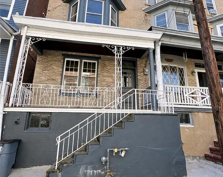517 W Norwegian St — Photo 1