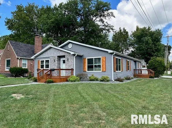 216 E Greenwood Ave, South Jacksonville, IL 62650