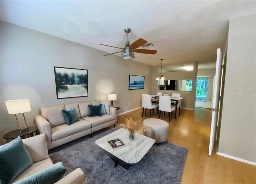 Building Photo - 12415 Berkeley Square Dr