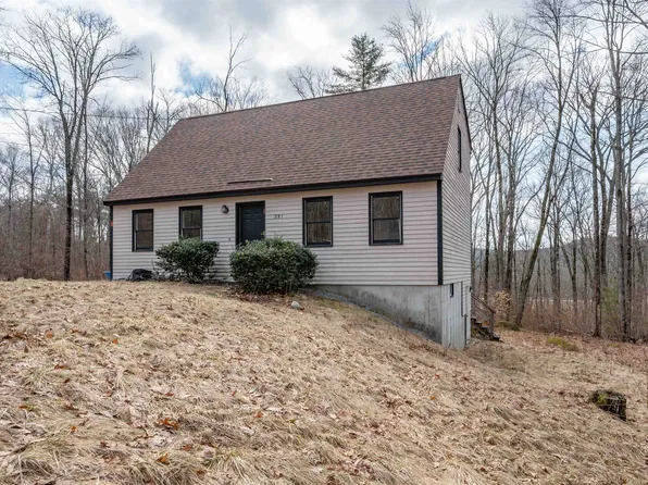 351 Davison Road, Henniker, NH 03242