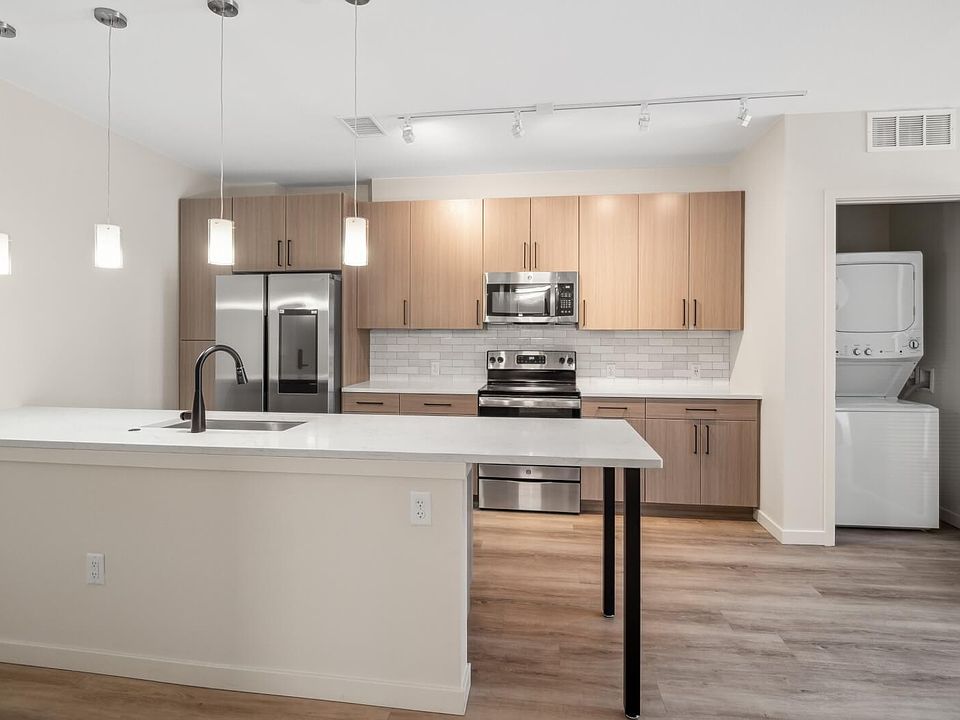 1st image of 323 S Broadway #335