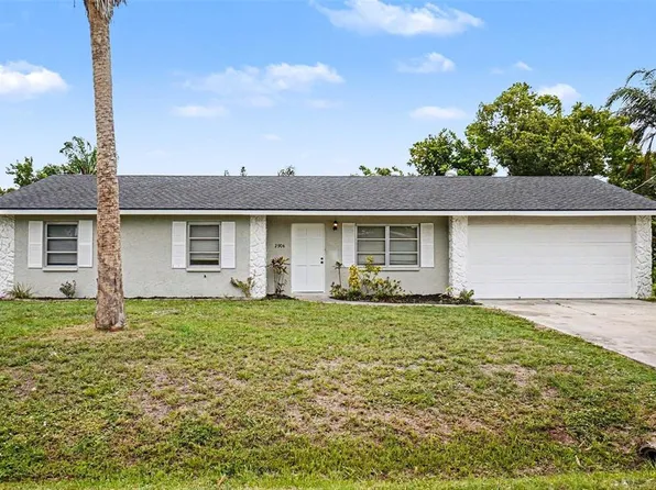 2904 Arch Dr, Sarasota, FL 34232