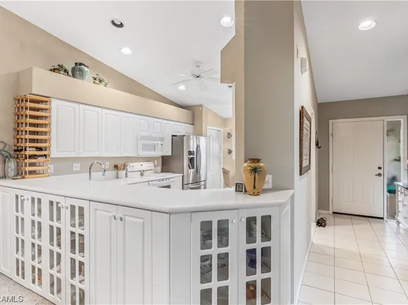 14280 Hickory Links Ct APT 2021, Fort Myers, FL 33912