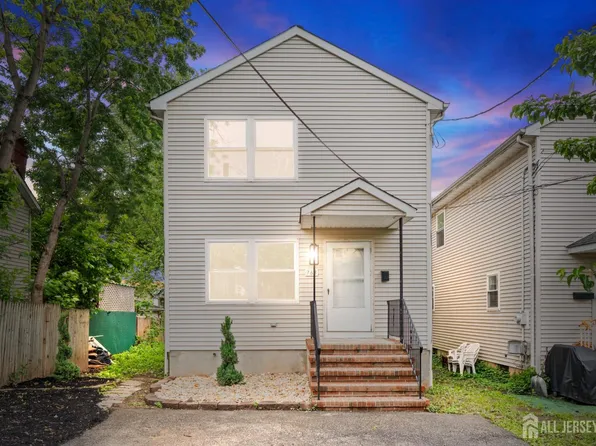 763 Gadek Pl, Perth Amboy, NJ 08861