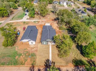 706 E Lincoln Ave, Guthrie, OK 73044