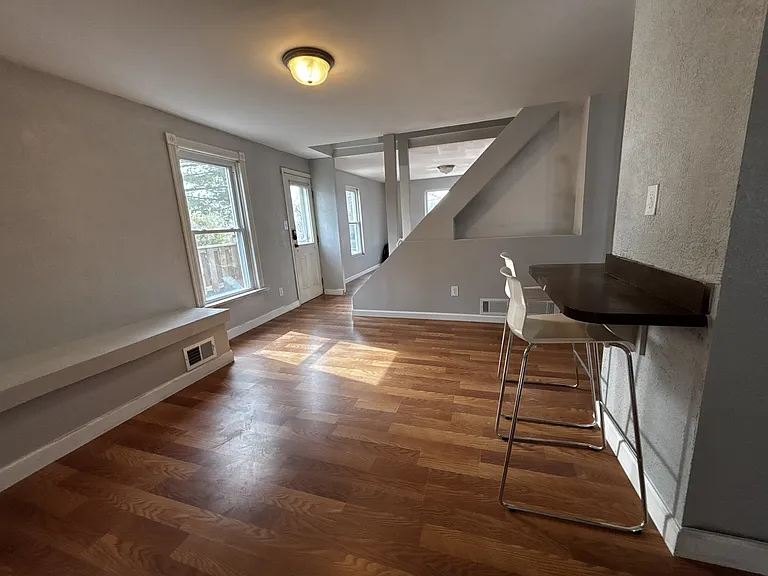 2538 Florent Ave — Photo 6