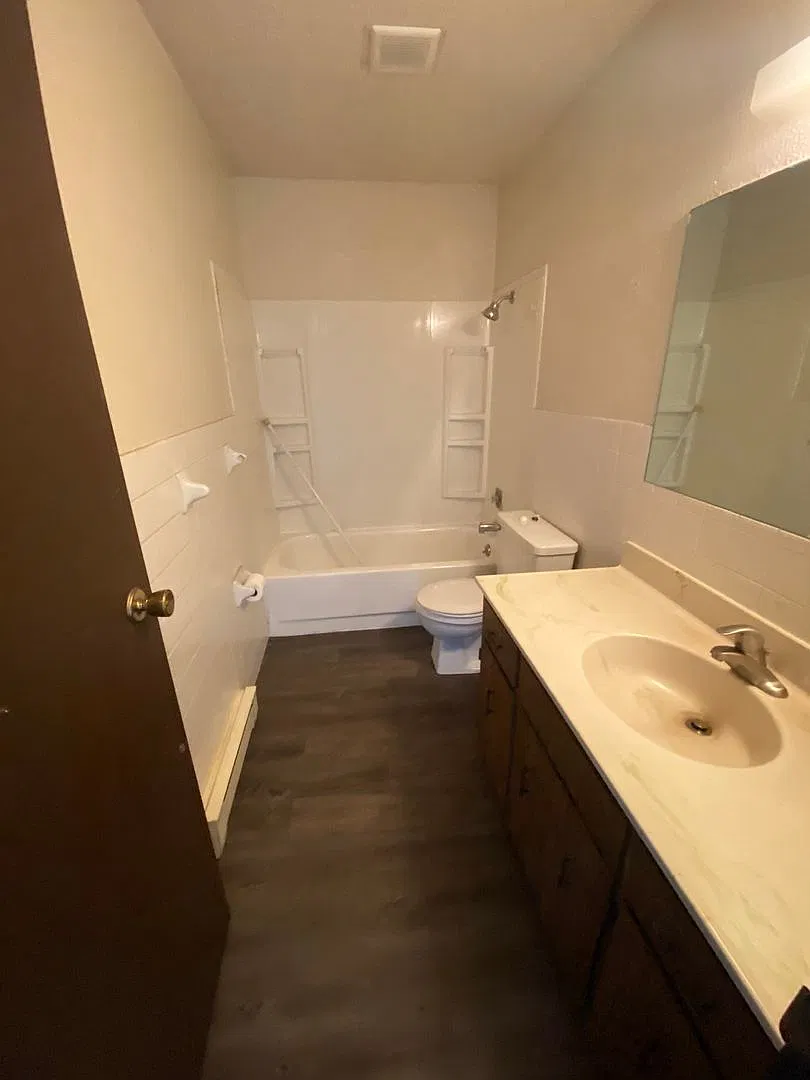 Melony Ann Apartments — Photo 4