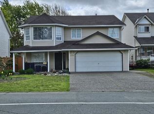 45470 Spruce Dr, Chilliwack, BC V2R 3V3