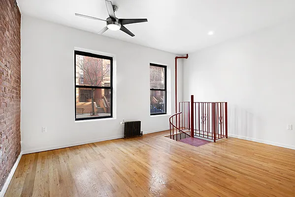 Rented by Compass | media 9