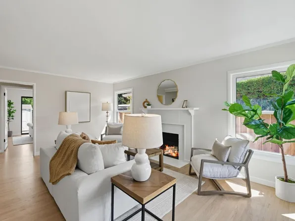 164 Wisteria Dr, East Palo Alto, CA 94303