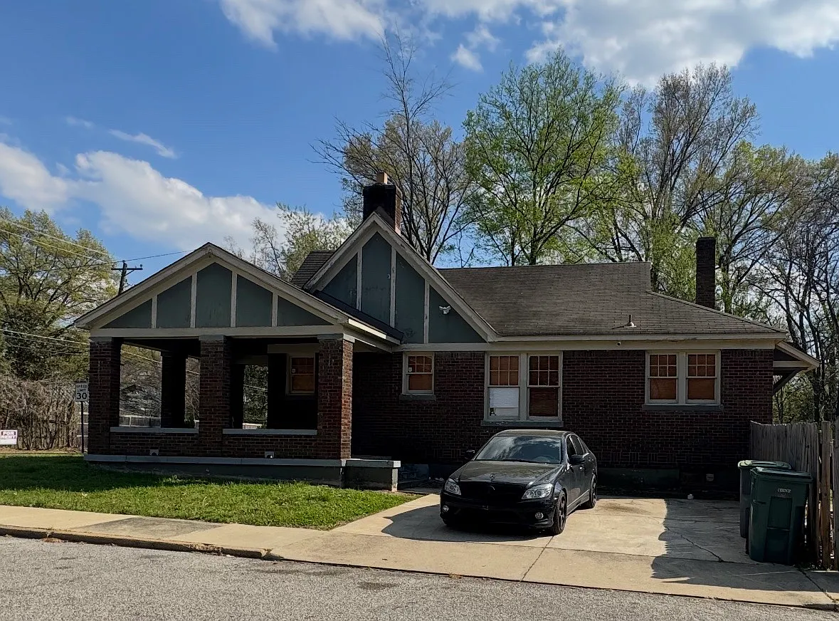 2 bed, 1200 sqft, $800 — Photo 2
