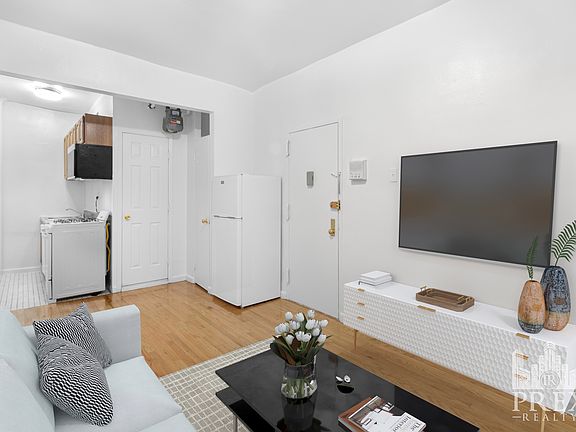3rd image of 429 E 65th St APT 12A