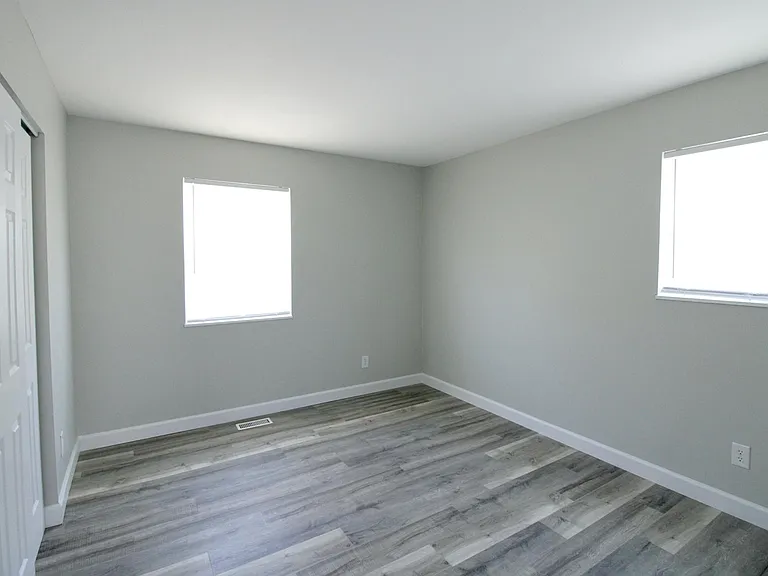 1889 Aztec Dr — Photo 9