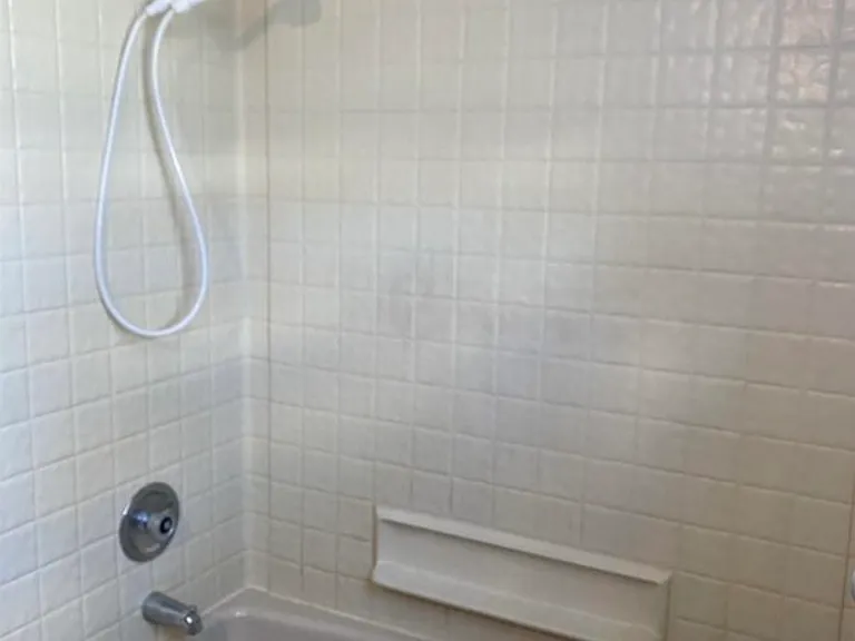 710 Reis Ave — Photo 8