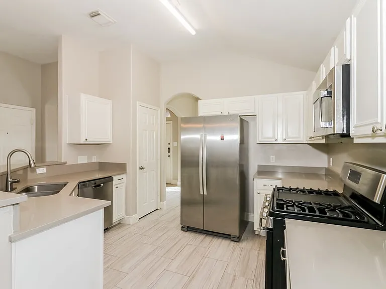 25235 Clover Ranch Dr — Photo 7