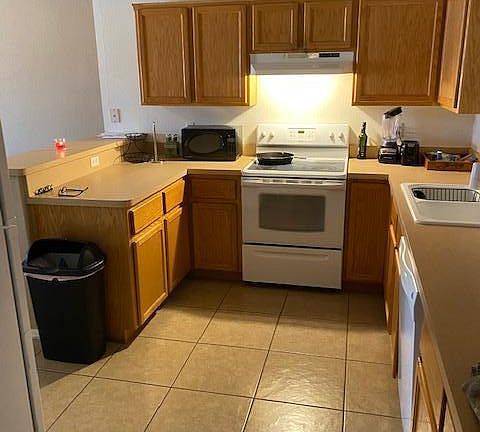 3rd image of 3440 Truckee Dr