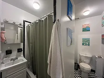 Rented by KNOCKKNOCK LLC