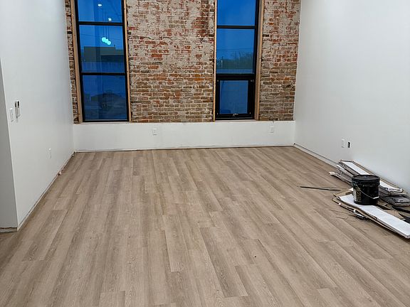 3rd image of 345 N Colorado Ave #203
