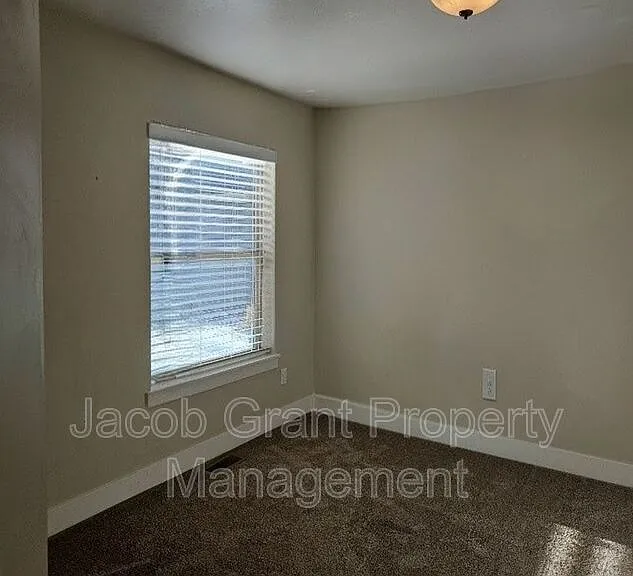 3908 Brighton Cir — Photo 6