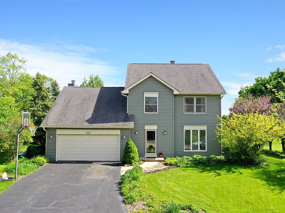 1st image of 301 Windsor Dr