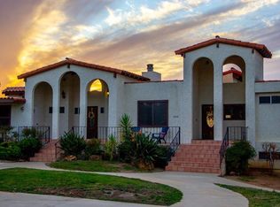 2526 W Victoria Dr, Alpine, CA 91901