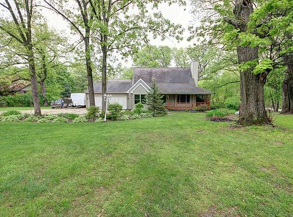 2nd image of 110 Dakota Dr