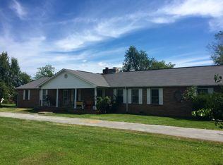 151 Oakley Dr, Crossville, TN 38555